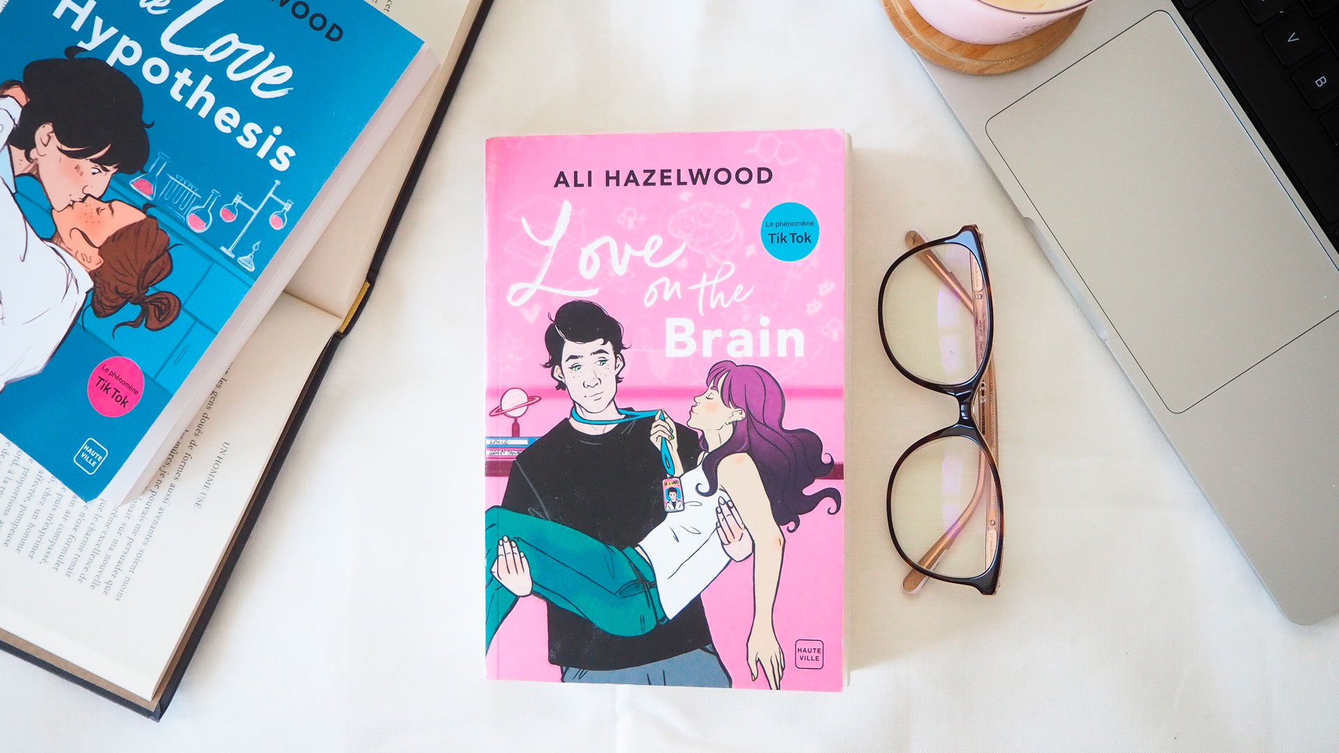 Love-on-the-brain-ali-hazelwood